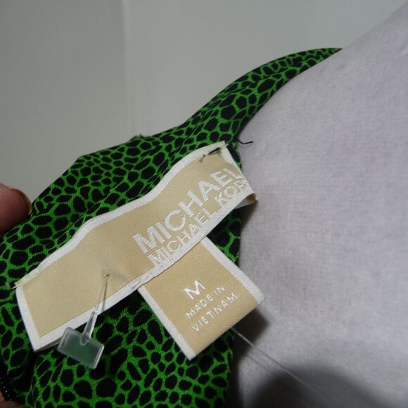 MK Green Cheetah Print Top Size MEDIUM - Picture 10 of 10